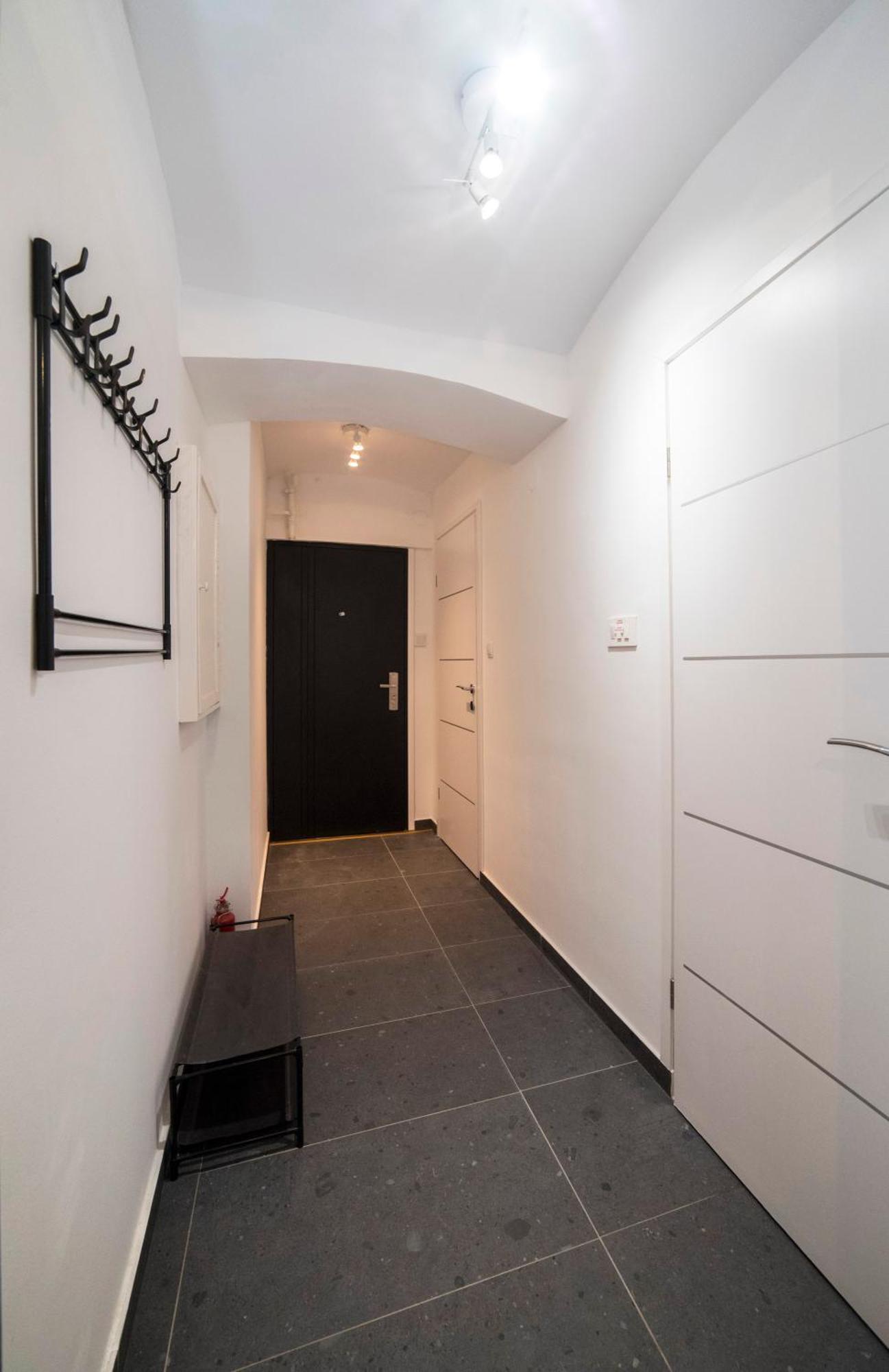 Manuela Varsavska Studio Apartments ซาเกร็บ ภายนอก รูปภาพ